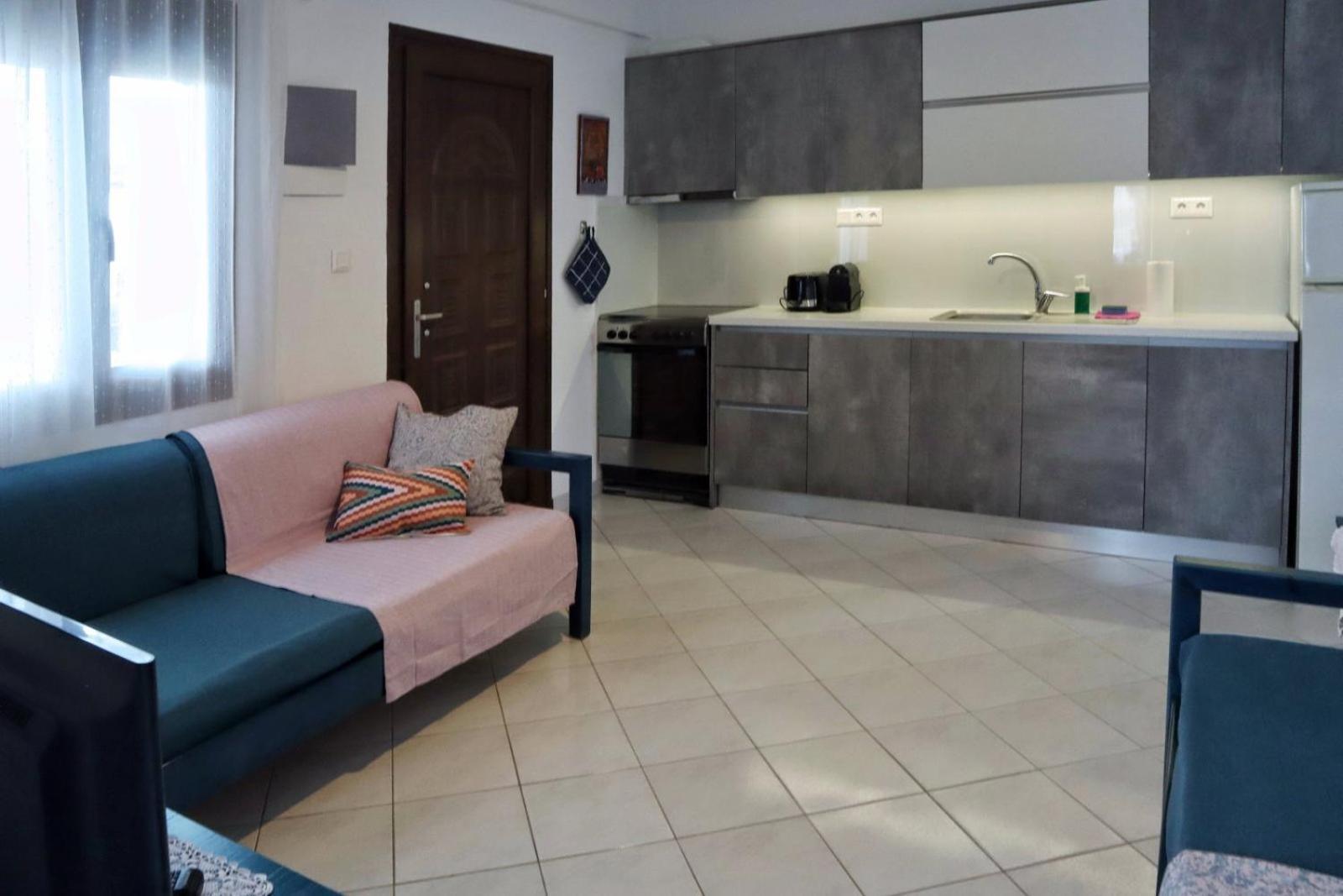 Melina Apartments Никити Екстериор снимка
