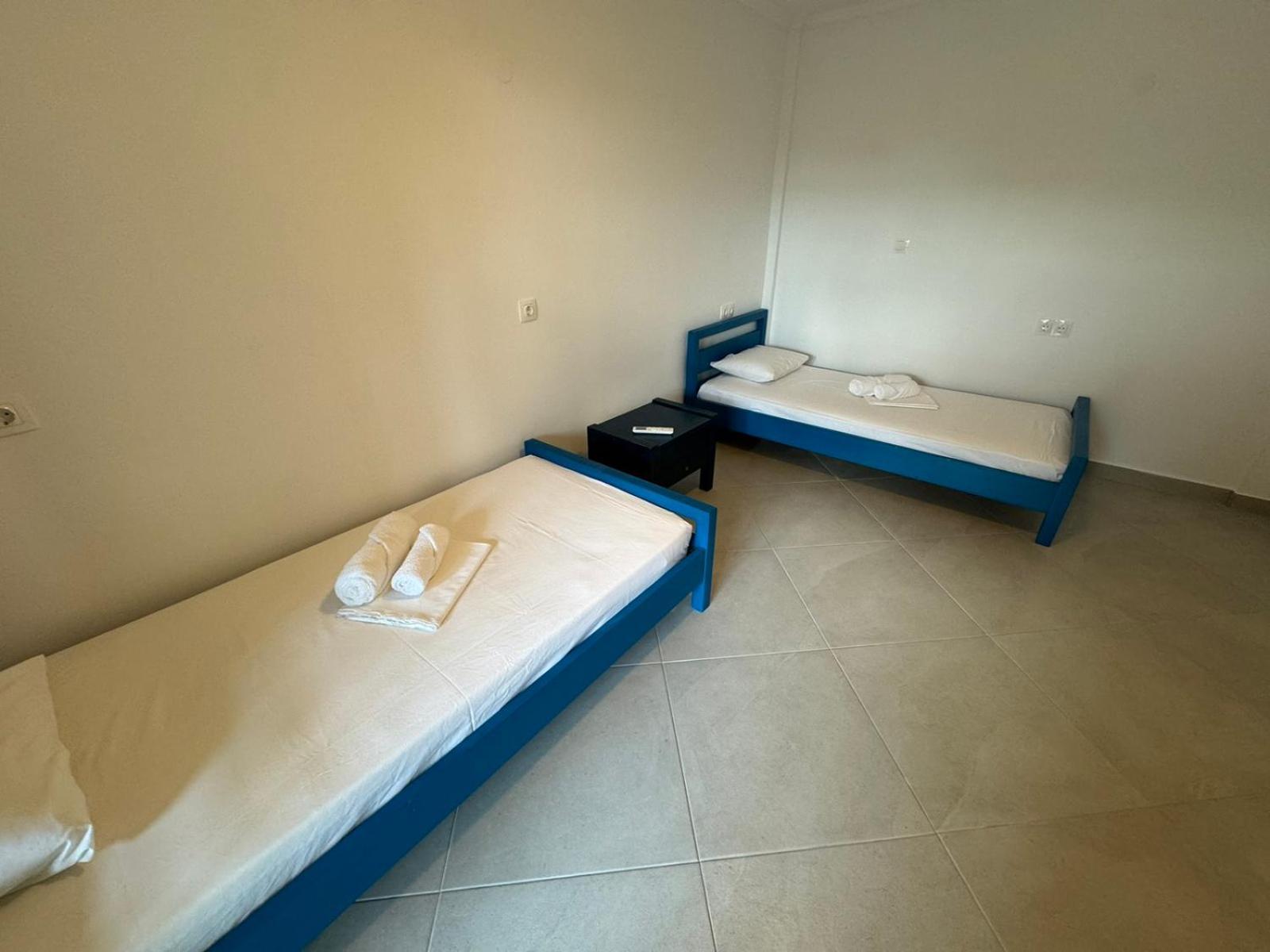 Melina Apartments Никити Екстериор снимка